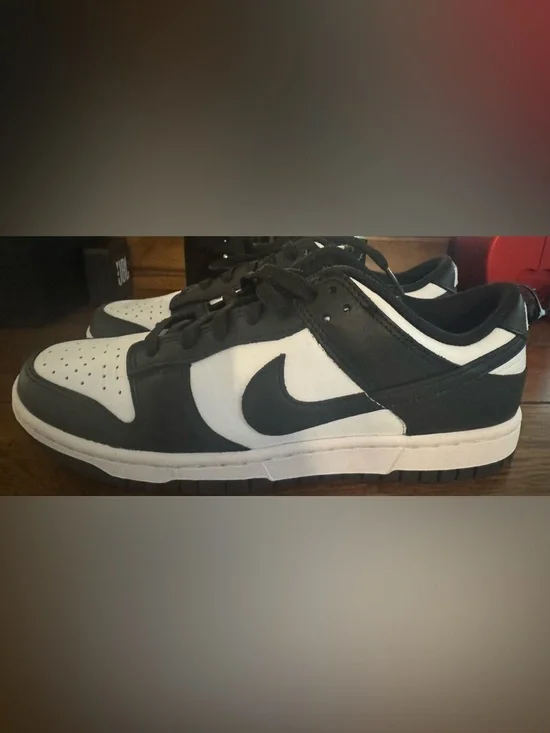 Nike Dunks - Picture 5 of 6